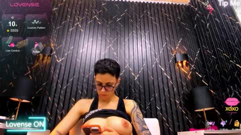 Eva cute online show from December 2025 05:41:02 PM