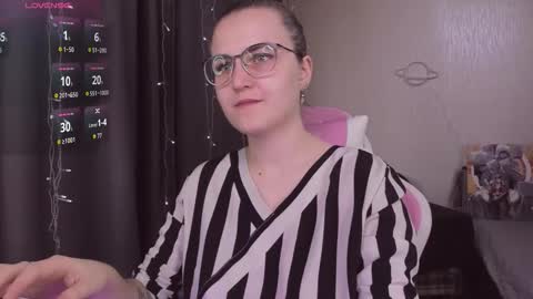 Snapshot of eva_orchid chatting on October 2025 10:06:01 AM Eva online show from October 2025 10:06:01 AM