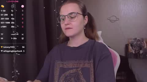 Snapshot of eva_orchid chatting on November 2025 10:46:02 AM Eva online show from November 2025 10:46:02 AM