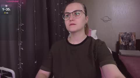 Snapshot of eva_orchid chatting on November 2025 10:59:01 AM Eva online show from November 2025 10:59:01 AM