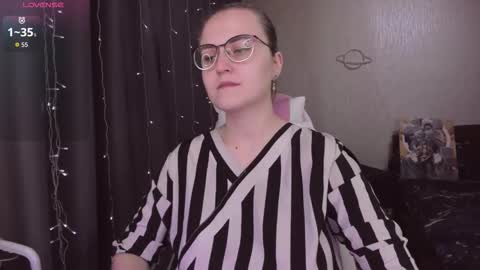 Snapshot of eva_orchid chatting on December 2025 11:19:01 AM Eva online show from December 2025 11:19:01 AM