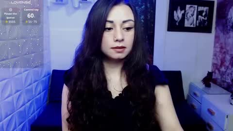 Snapshot of eva_rosell chatting on November 2025 02:39:02 PM Eva online show from November 2025 02:39:02 PM