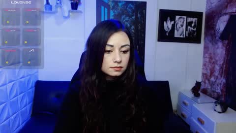 Snapshot of eva_rosell chatting on November 2025 02:27:02 PM Eva online show from November 2025 02:27:02 PM