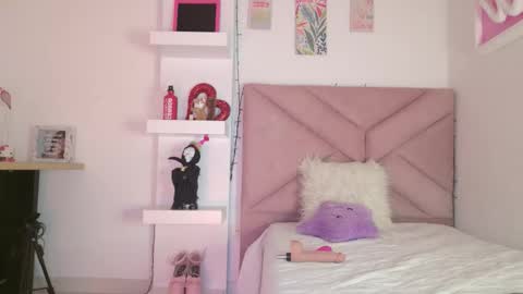 Eva Sin online show from March 2026 11:30:01 PM