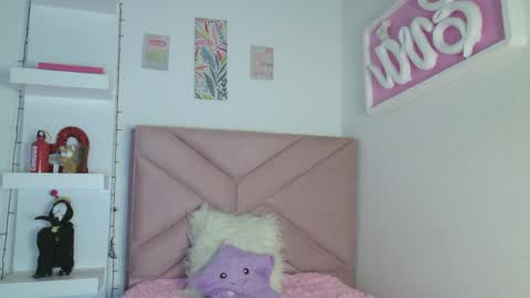 Eva Sin online show from April 2026 11:35:02 PM