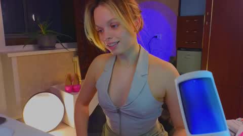 Hi there i am Eva and i wish create a nice community with you so join my Ticket Show for more pleasure online show from January 2026 07:11:01 PM