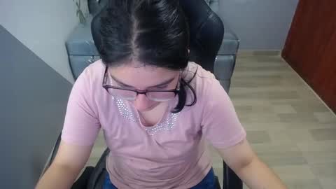 eva_smit_t online show from February 2026 02:24:01 AM