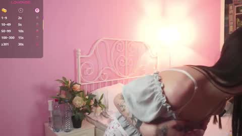 eva_vibe online show from October 2025 11:31:02 AM