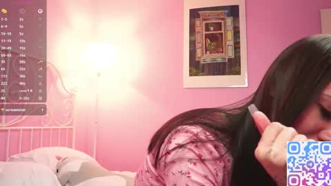 eva_vibe online show from December 2025 06:29:02 AM