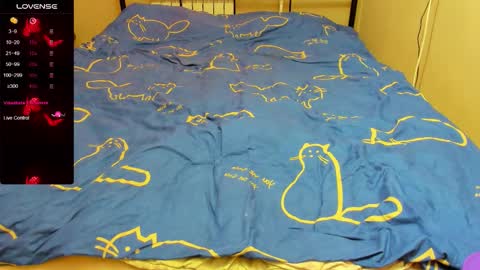 Snapshot of eva_zero chatting on October 2025 09:20:01 AM Eva online show from October 2025 09:20:01 AM