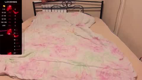 Snapshot of eva_zero chatting on November 2025 04:16:01 PM Eva online show from November 2025 04:16:01 PM