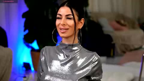 Eva  online show from January 2026 04:28:02 AM