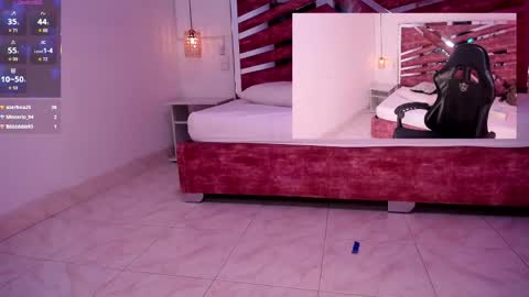 Snapshot of evabloom_ chatting on May 2026 10:50:03 PM EvaBloom online show from May 2026 10:50:03 PM