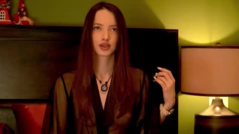 Snapshot of evabloomi chatting on December 2025 10:04:01 PM Eva online show from December 2025 10:04:01 PM