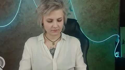 Snapshot of evabrownie chatting on January 2025 05:04:02 PM Eva Brownie online show from January 2025 05:04:02 PM