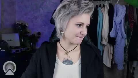 Snapshot of evabrownie chatting on January 2025 03:35:02 PM Eva Brownie online show from January 2025 03:35:02 PM