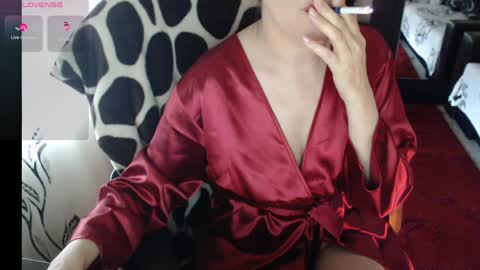 EVADREAM online show from April 2026 10:42:02 AM