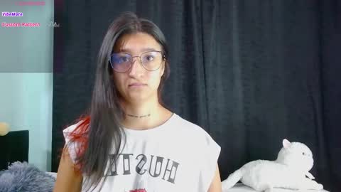 Evah Lee online show from September 2025 02:00:02 AM