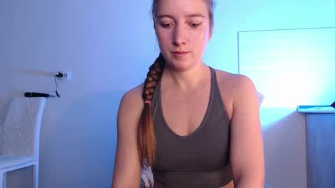 Eva online show from September 2025 04:05:02 AM