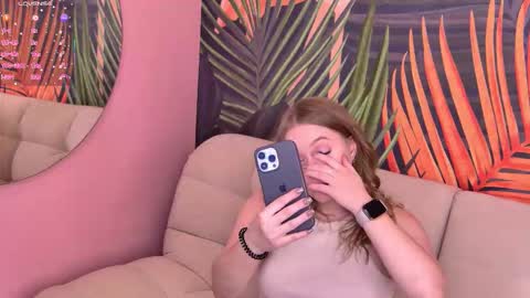 evahariss1 online show from October 2025 10:22:02 AM