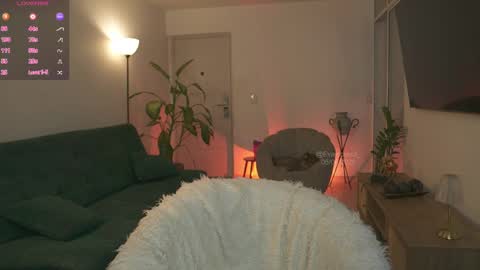 evajacksss_ online show from June 2026 10:48:02 PM