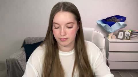 Snapshot of evajuly chatting on November 2025 08:07:02 PM Eva online show from November 2025 08:07:02 PM