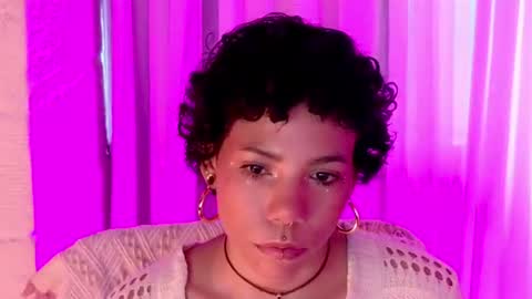 Evaluna  Independent model online show from August 2026 07:49:02 PM