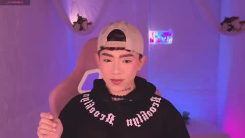 Snapshot of evan__hunter chatting on November 2025 11:31:02 AM Evan online show from November 2025 11:31:02 AM