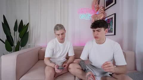 Snapshot of evan_white_ chatting on March 2025 03:05:02 PM evan_white_ online show from March 2025 03:05:02 PM