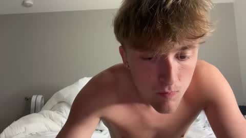 Snapshot of evanbrown333 chatting on July 2026 01:58:02 AM Evan Brown online show from July 2026 01:58:02 AM