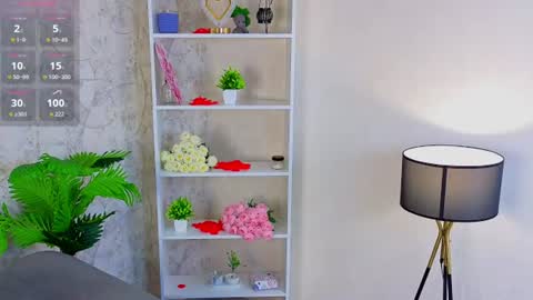 Hello im Lia online show from July 2026 04:14:02 PM