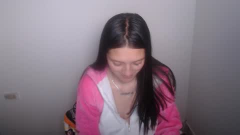 eva  online show from May 2026 03:24:01 AM