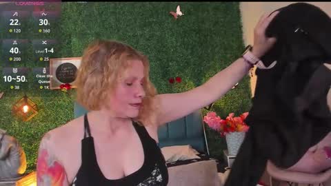  Evangelyne  online show from February 2026 07:47:02 PM