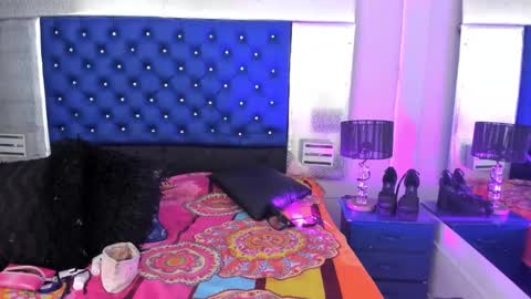 evanllelyne online show from November 2025 11:55:02 AM