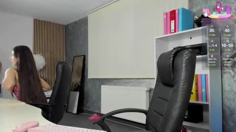 Snapshot of evanoellex chatting on November 2025 08:07:02 PM Your Fantasy online show from November 2025 08:07:02 PM