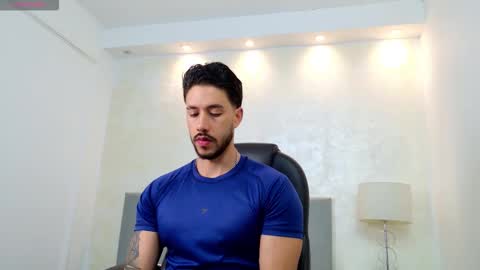 Snapshot of evans_opry1 chatting on February 2026 12:19:02 AM E V A N S online show from February 2026 12:19:02 AM