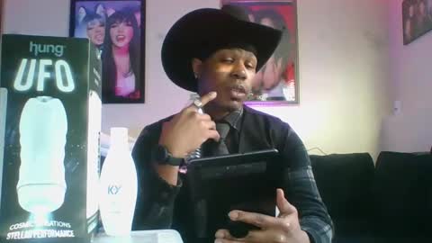 evanschris2048 online show from March 2025 03:38:02 PM