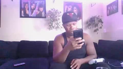 evanschris2048 online show from November 2025 07:03:01 PM