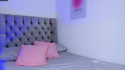 Snapshot of evaolimpo chatting on November 2025 06:01:02 PM Eva Olimpo online show from November 2025 06:01:02 PM