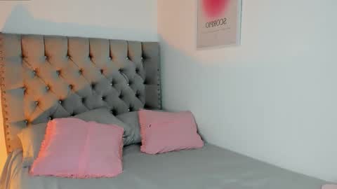 Snapshot of evaolimpo chatting on November 2025 08:22:01 PM Eva Olimpo online show from November 2025 08:22:01 PM