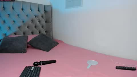 Snapshot of evaolimpo chatting on January 2026 06:29:02 AM Eva Olimpo online show from January 2026 06:29:02 AM