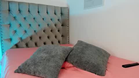 Snapshot of evaolimpo chatting on January 2026 10:03:02 PM Eva Olimpo online show from January 2026 10:03:02 PM