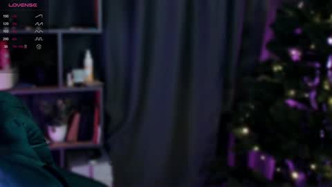 Snapshot of evaredmooon chatting on December 2024 02:28:01 PM Moon online show from December 2024 02:28:01 PM