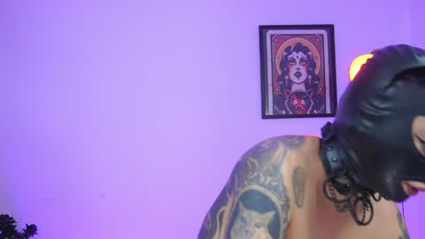 EVA SAVAGEIm recovering from surgery. Ill see you in a couple of weeks. online show from March 2026 09:09:02 PM