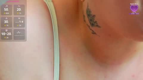 Snapshot of evasinclairr chatting on January 2026 05:33:02 AM evasinclairr online show from January 2026 05:33:02 AM