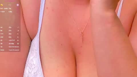 Snapshot of evasinclairr chatting on June 2026 04:18:02 AM evasinclairr online show from June 2026 04:18:02 AM