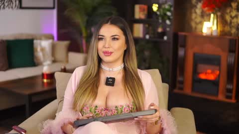 Eva online show from January 2025 08:25:02 PM