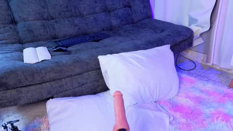 Eva Queen online show from February 2026 09:05:01 AM