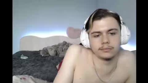 Snapshot of eve_lacroix chatting on January 2025 09:30:01 AM Alex online show from January 2025 09:30:01 AM