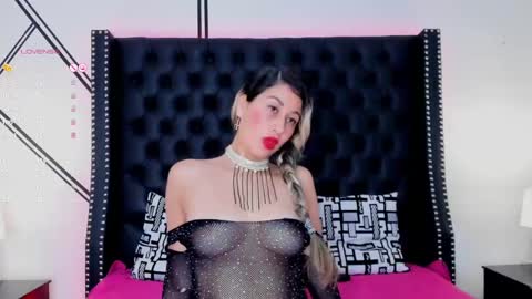 Snapshot of evelin_diaz_ chatting on January 2025 12:09:01 PM Evelin online show from January 2025 12:09:01 PM